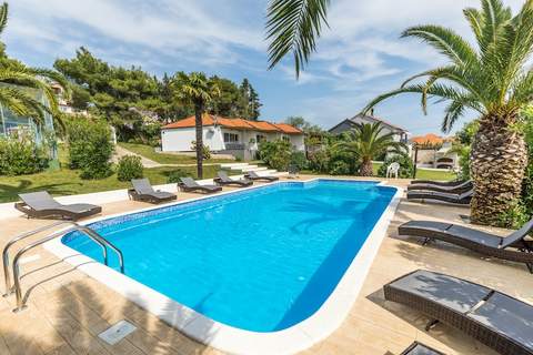Mediterano 4 - Ferienunterkunft in Bibinje (4 Personen)