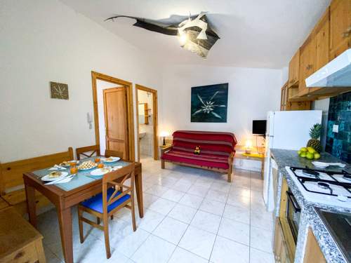 Ferienwohnung Blue House  in 
La Caletta (Italien)