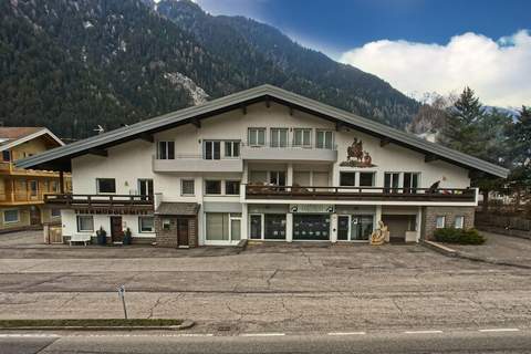 Fiamme - Ferienunterkunft in Predazzo (8 Personen)