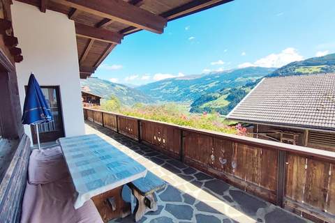 Ferienhaus Linda - Ferienunterkunft in Hippach (10 Personen)
