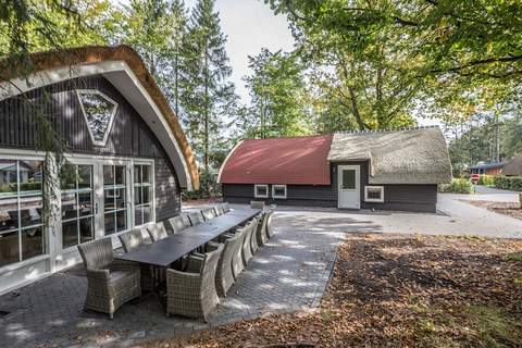 Residence de Eese 31 - Villa in De Bult-Steenwijk (18 Personen)