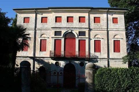 Villa Fiorita Tre - Schloss in Romano d'Ezzelino (4 Personen)