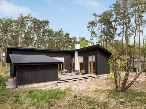 Ferienhaus Nuka - 800m from the sea in Bornholm  in 
Aakirkeby (Dnemark)