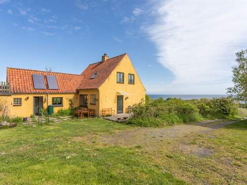 Ferienhaus Amlethus - all inclusive - 375m from the sea  in 
Allinge (Dnemark)