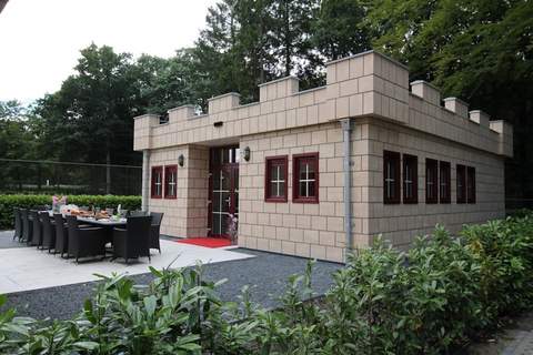 Residence de Eese 13 - Villa in De Bult-Steenwijk (18 Personen)