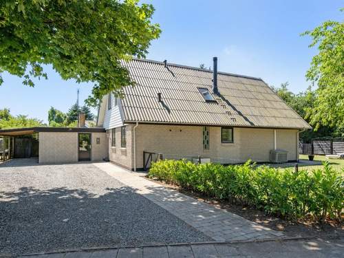 Ferienhaus Marka - 2.5km from the sea