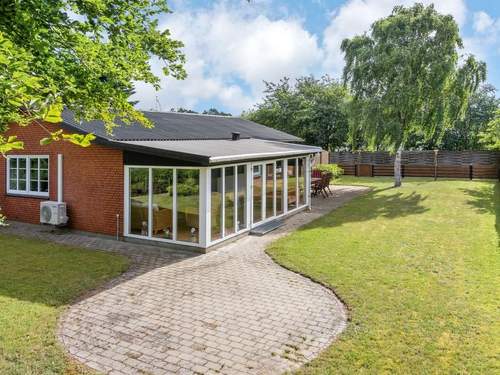 Ferienhaus Philip - 2km from the sea