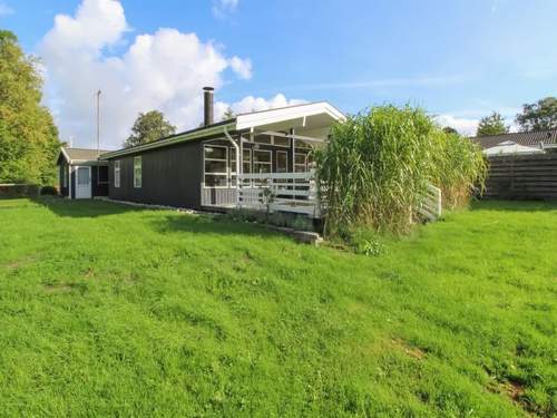 Ferienhaus Sjard - 700m from the sea in Sealand