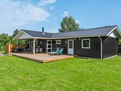 Ferienhaus Iven - 300m from the sea