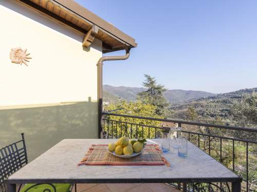 Ferienhaus Lory House  in 
Pontedassio (Italien)