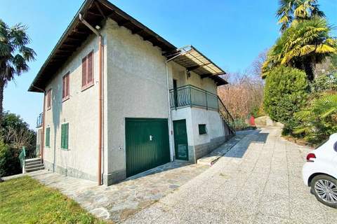 TOR21 - Casa Torretta - Appartement in Colmegna (4 Personen)