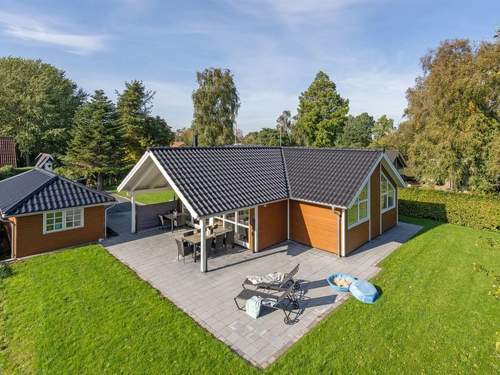 Ferienhaus Hellena - 90m from the sea