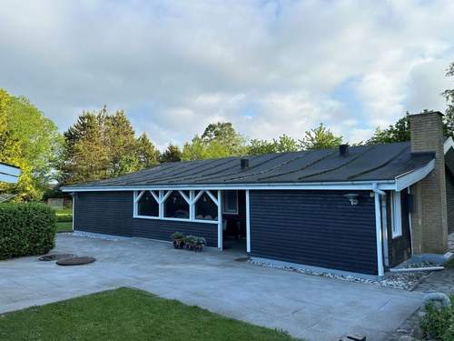 Ferienhaus Arnhild - 750m from the sea