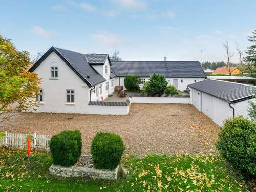 Ferienhaus Sophia - 8km from the sea