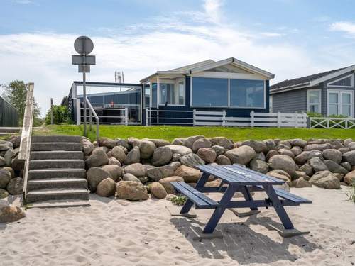 Ferienhaus Nera - 10m from the sea in Funen