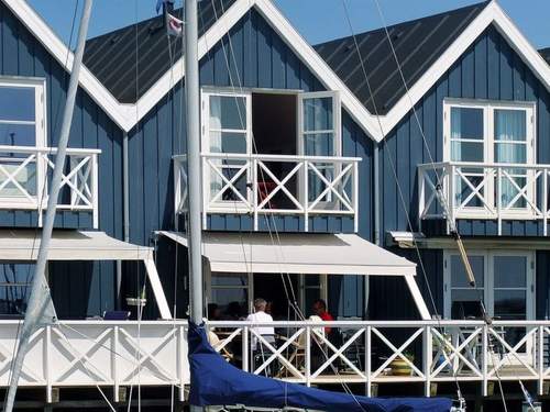 Ferienhaus Knud - 2m from the sea