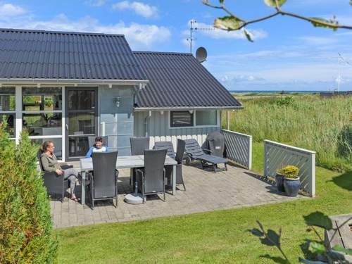 Ferienhaus Mathias - 625m from the sea