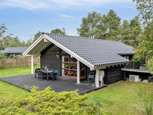 Ferienhaus Wilgrib - all inclusive - 400m from the sea  in 
Hjby (Dnemark)