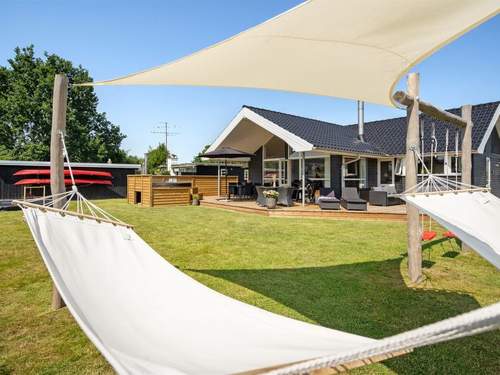 Ferienhaus Nine - 200m from the sea
