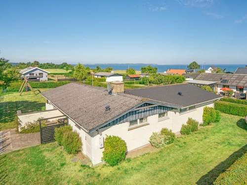 Ferienhaus Evald - all inclusive - 200m from the sea in Funen