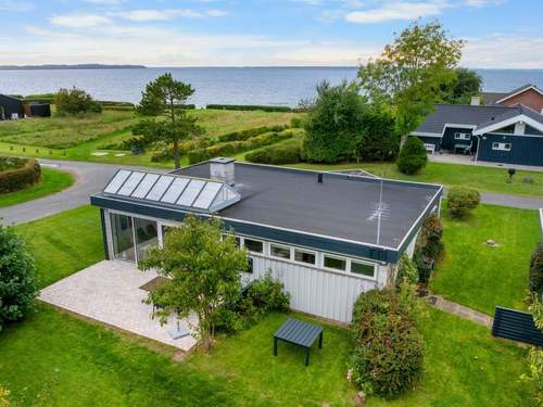 Ferienhaus Rikkart - 100m from the sea in Funen