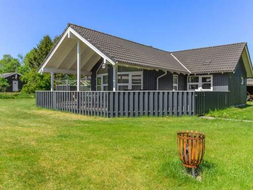 Ferienhaus Lyydia - all inclusive - 1km from the sea  in 
Hals (Dnemark)