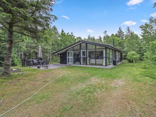 Ferienhaus Chrissie - 150m from the sea