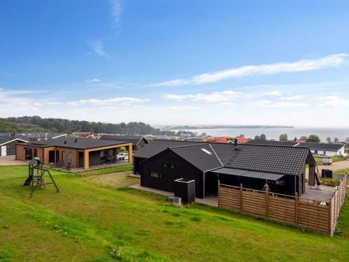 Ferienhaus Gunborg - all inclusive - 400m from the sea  in 
Sjlund (Dnemark)