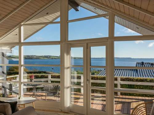 Ferienhaus Nica - 100m from the sea