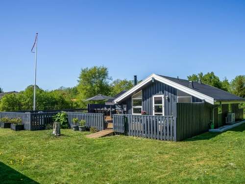 Ferienhaus Bryti - 500m from the sea