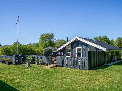 Ferienhaus Bryti - all inclusive - 500m from the sea in NE Jutland  in 
Hals (Dnemark)