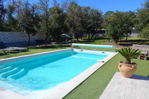 Superbe villa moderne et familliale - Ferienunterkunft in Rocbaron (8 Personen)