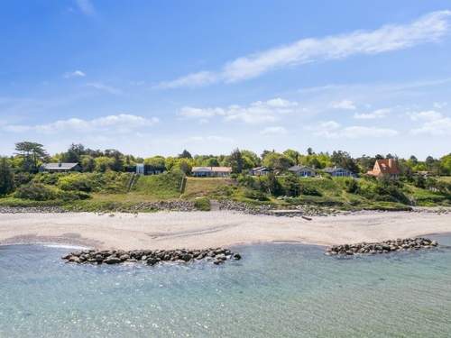 Ferienhaus Gjoko - all inclusive - 40m from the sea  in 
Gilleleje (Dnemark)