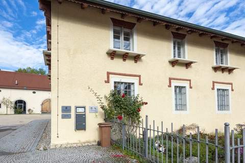 Ferienwohnung Haunsheim - rechts & links - Appartement in Haunsheim (12 Personen)