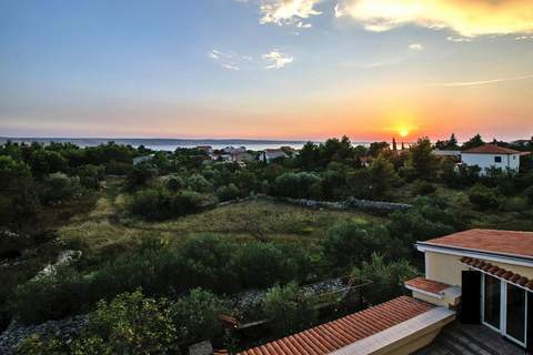 Apartments Grande Vista Starigrad Paklenica SD62 A-01 9 Pers - Ferienunterkunft in Starigrad-Paklenica (9 Personen)