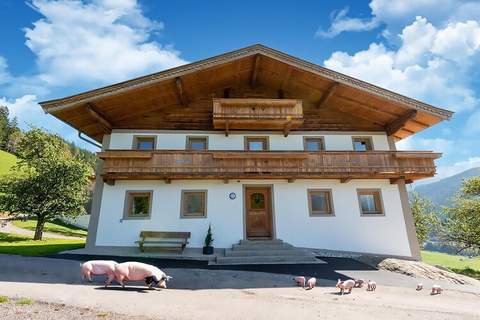 Bauernhaus Stoanerbauer - Ferienhaus in Bramberg (12 Personen)