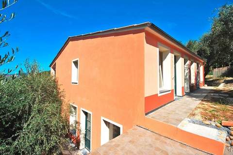 Apartments Borgo Verde, Imperia-B5 superior - Appartement in Imperia (5 Personen)