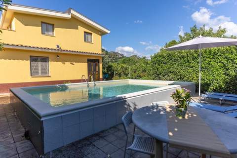 Ferienhaus Casa Mamma Maria Francavilla di Sicilia - Ferienunterkunft in Francavilla di Sicilia (4 Personen)