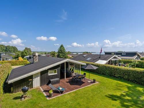 Ferienhaus Fiete - 200m from the sea
