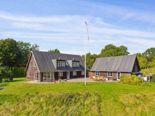 Ferienhaus Guthbrand - 800m from the sea