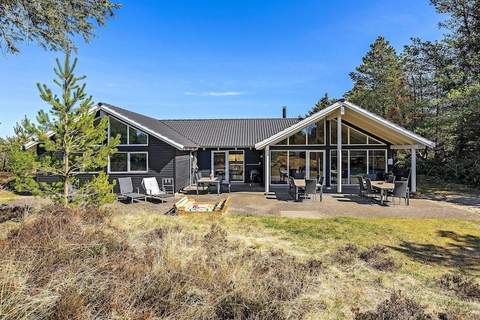 Ferienhaus in Blvand (18 Personen)