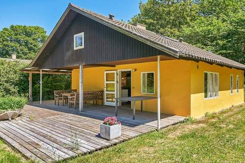 Ferienhaus in Aakirkeby (6 Personen)