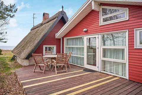 Ferienhaus in Aakirkeby (8 Personen)