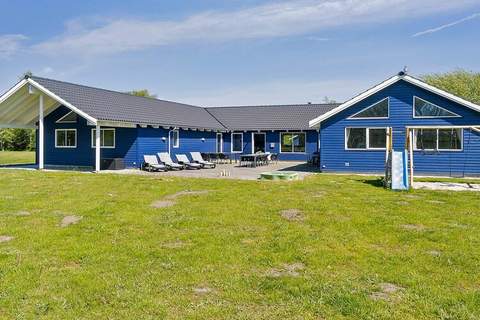 Ferienhaus in Væggerløse (20 Personen)