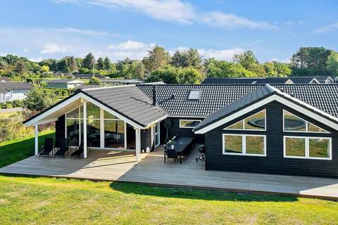 Ferienhaus in Vejby (14 Personen)