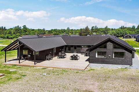 Ferienunterkunft in Vejby (20 Personen)
