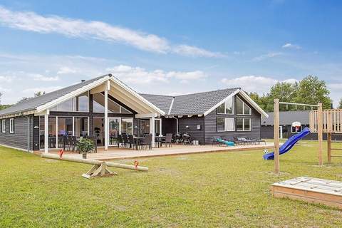 Ferienhaus in Vejby (16 Personen)