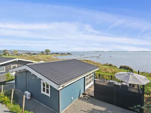 Ferienhaus Gyrth - all inclusive - 20m to the inlet in Funen
