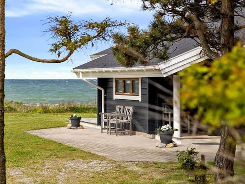 Ferienhaus Stacie - 10m from the sea