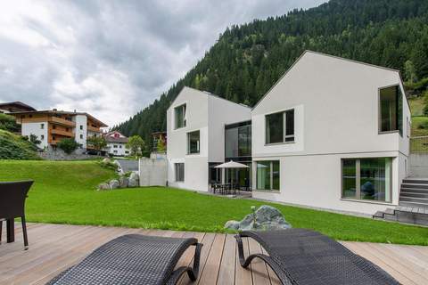 Apart Laudinella - Appartement in See im Paznauntal (4 Personen)